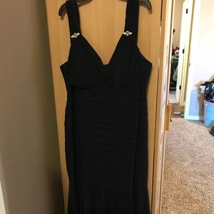 Women’s Evening Gown- 16W - Navy/ Midnight Blue